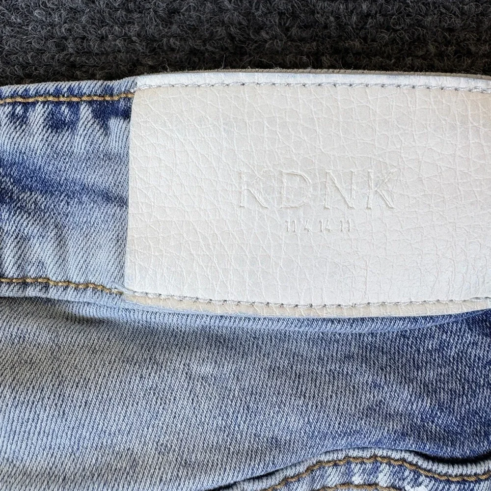 KDNK 11 4 14 11 Skinny Jeans Mens 31x30.5 Blue Denim Cotton Stretch Distressed‎